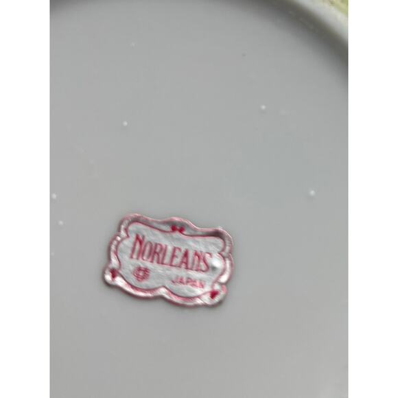 Norleans Vintage Hand Painted Gold Trimmed Bowl and Pitcher Set - Picture 4 of 5